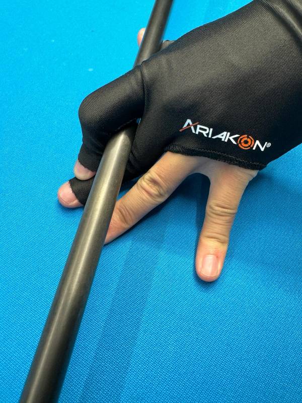 Ariakon Liquid-Glide Billiard Glove